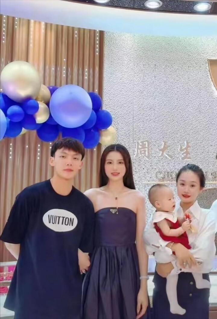 MOQAA, bt, 的后卫这次
